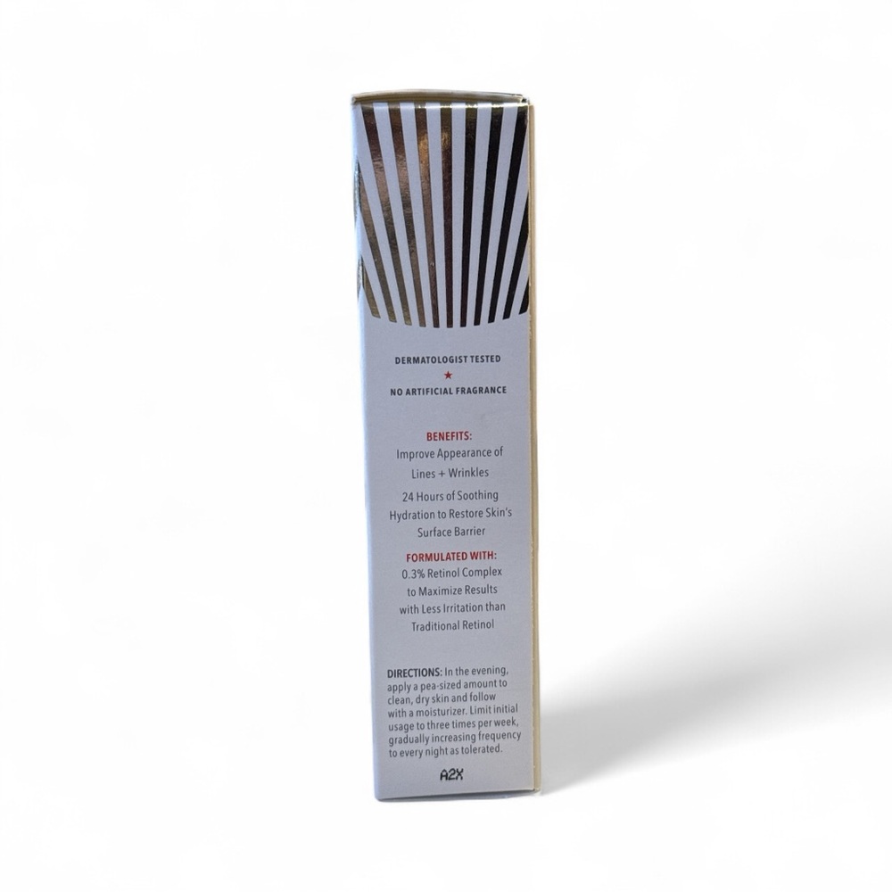 First Aid Beauty 0.3% Retinol Complex Serum - Picture 2 of 3